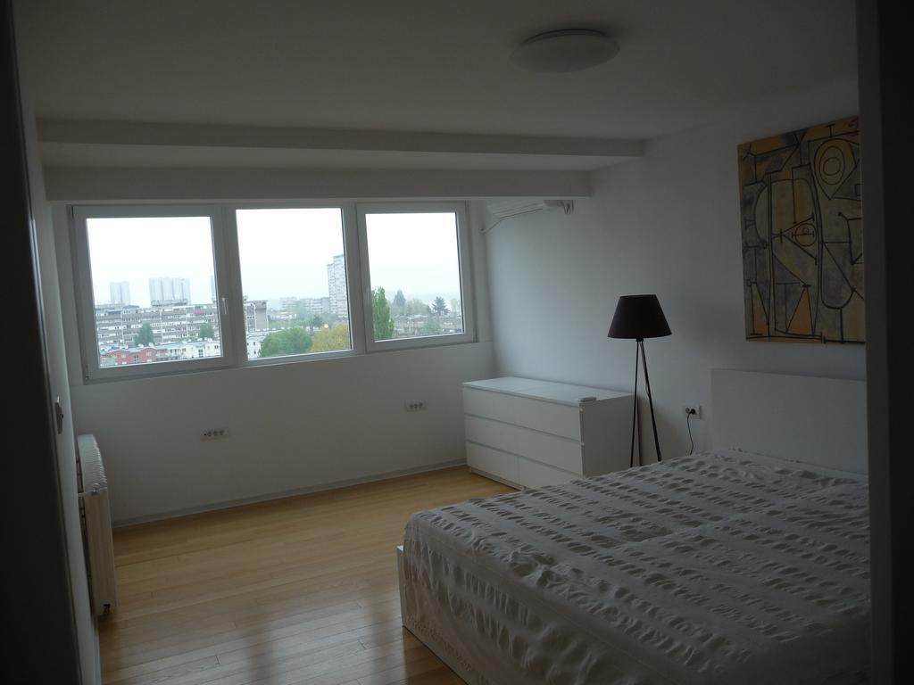 Danube Apartment Belgrado Esterno foto