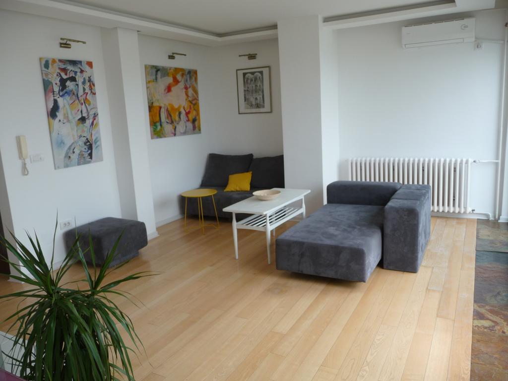 Danube Apartment Belgrado Esterno foto